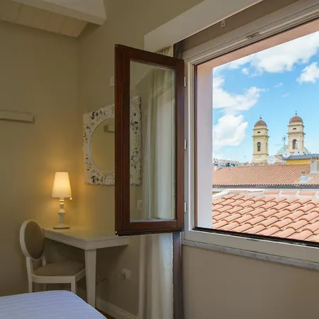 Hotel Boutique Carlo Felice *