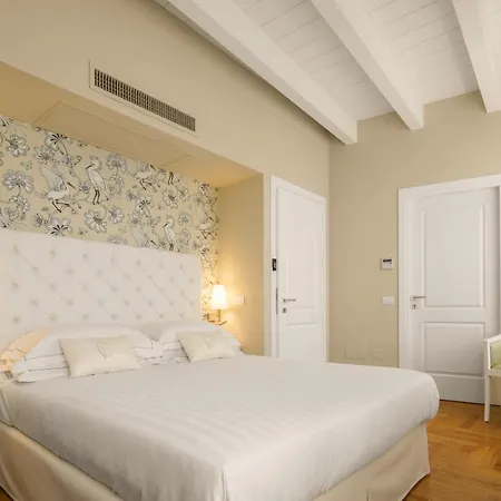 Boutique Carlo Felice Hotel