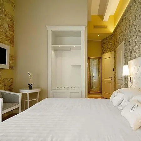 Boutique Carlo Felice Hotel