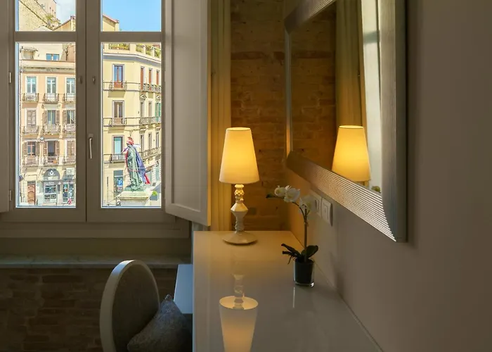 Boutique Carlo Felice ホテル *