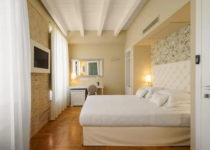 Boutique Carlo Felice カリアリ